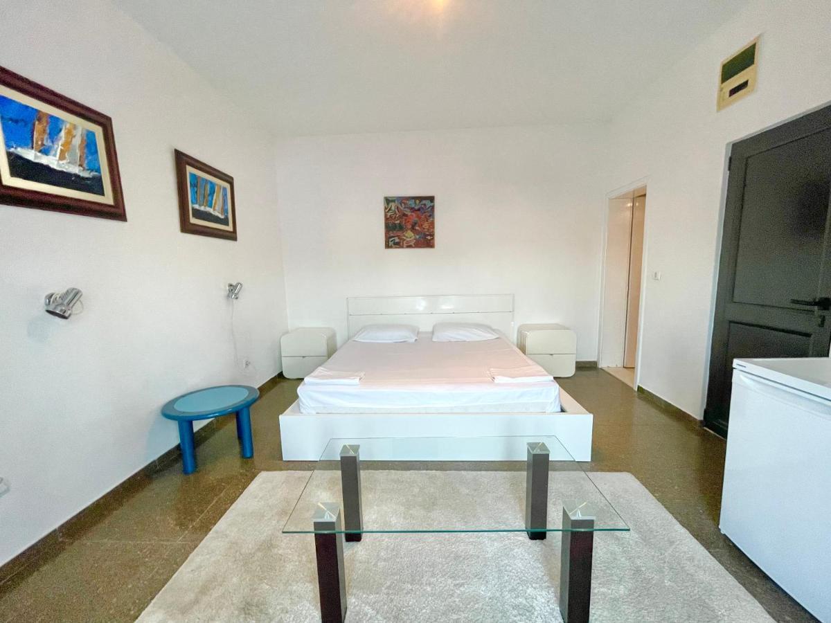 Sea View Apartments Milo 부드바 외부 사진