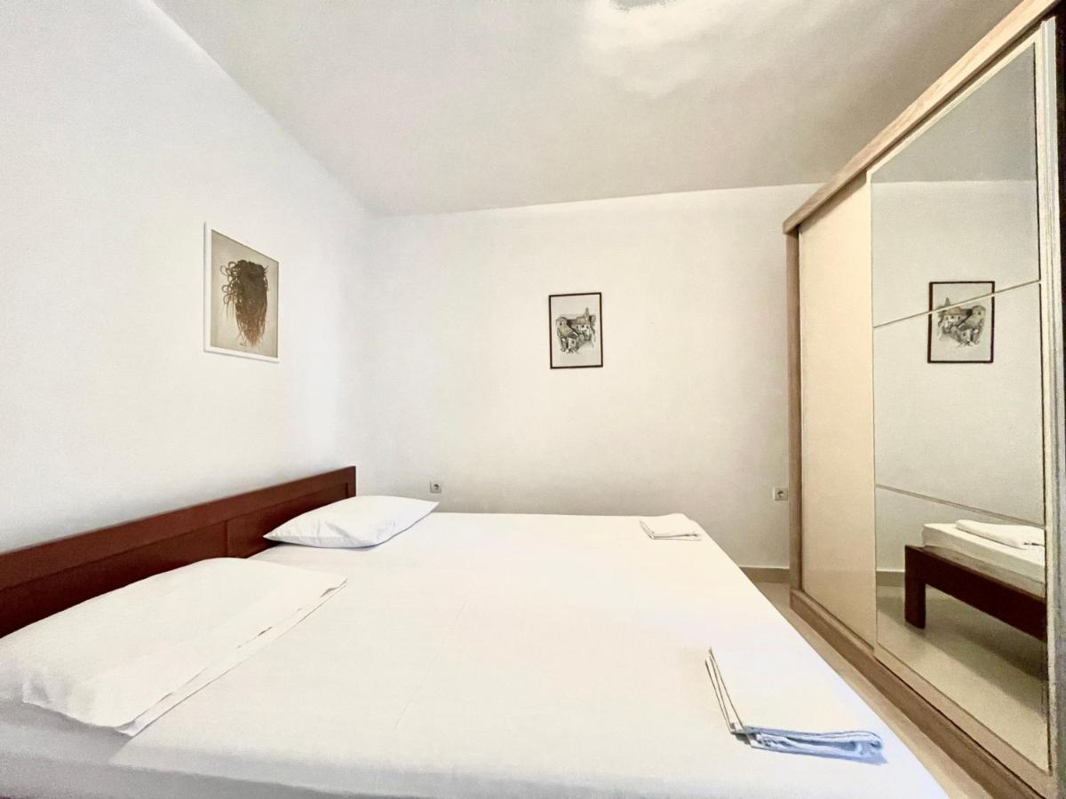 Sea View Apartments Milo 부드바 외부 사진