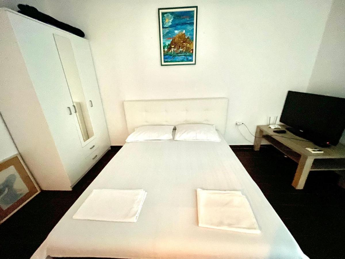 Sea View Apartments Milo 부드바 외부 사진