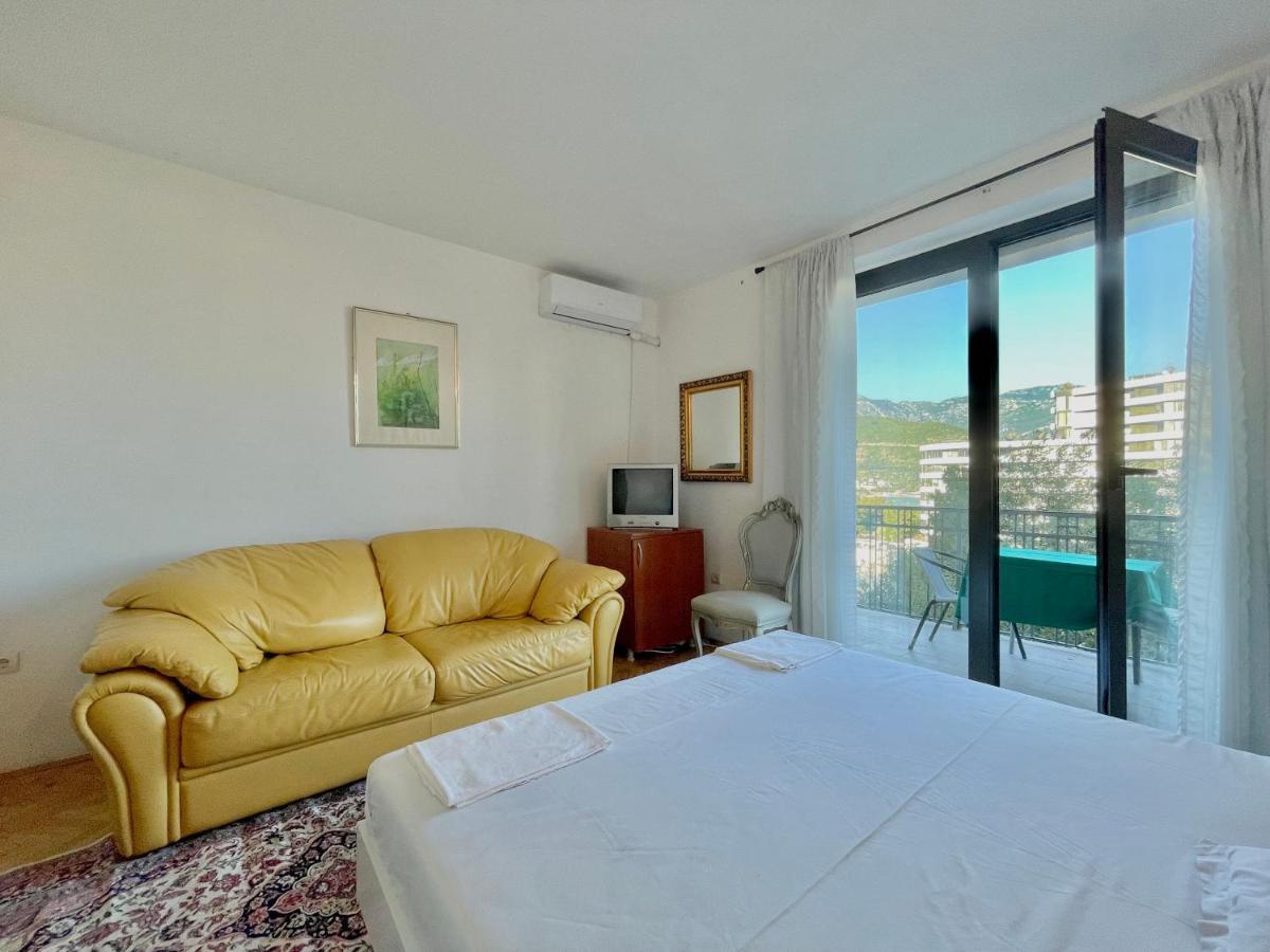 Sea View Apartments Milo 부드바 외부 사진